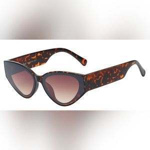 Giselle thick temple sunglasses